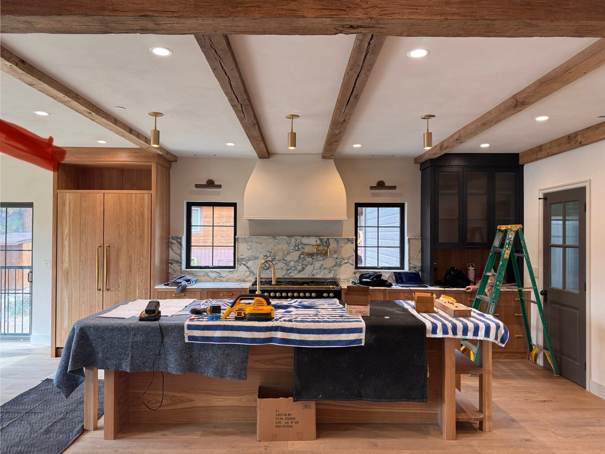 Reclaimed Box Beams | Vintage "Rough Sawn Oak"